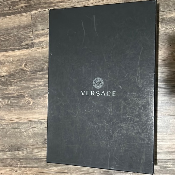 Versace Robe NWT - Picture 4 of 4